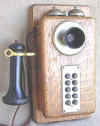 1899_1905_DeVeau_intercom.jpg (67571 bytes)