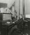 1902_Hollerith_electric_tabulating_machine.jpg (22513 bytes)