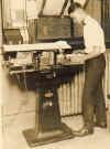 Pitney-Bowes_postage_meter_machine.jpg (37501 bytes)